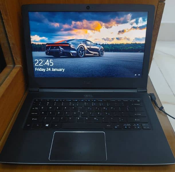 Acer Aspire s5 i5 7th gen Slim Laptop For URGENT Sale