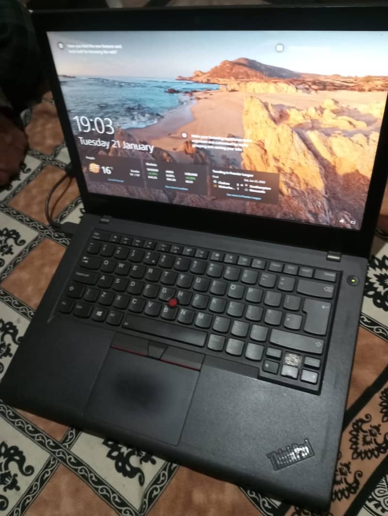Urgent Sale Lenovo Thinkpad i5-7 generation 8/256