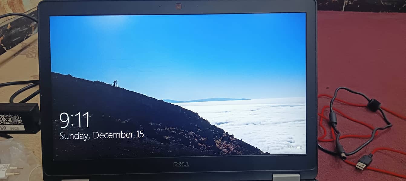 i5 6440HQ, 16GB/256GB, 2GB Graphics Card