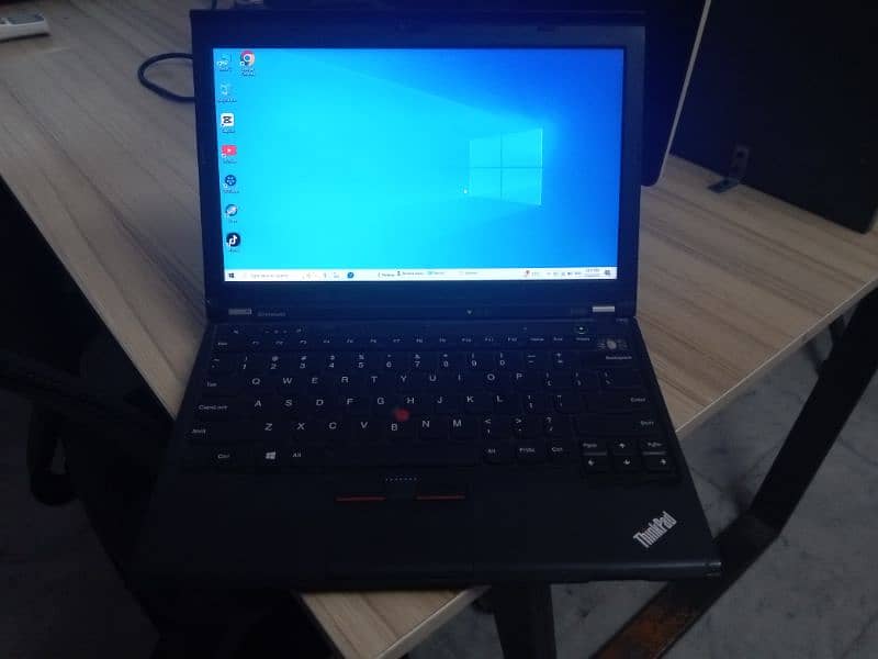 Lenovo X220i 8GB Ram