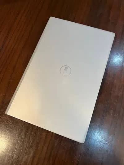 Dell Laptop Core i7 10th Gen ` apple i5 10/10 i3 excellent work