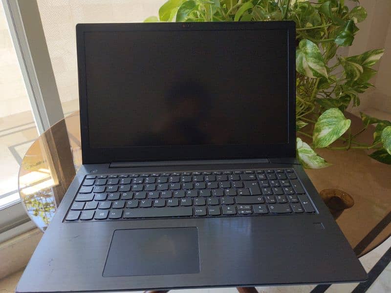 Lenovo V330-15LKB