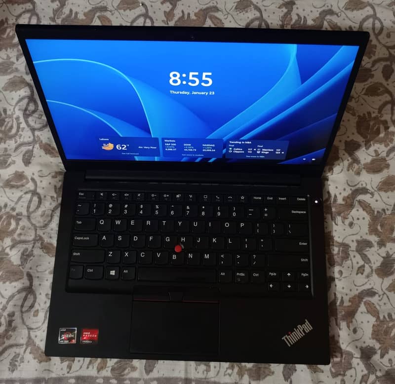 Lenovo Ryzen 5=Core i7-11th GEN, 16gb-RAM, 256gb-NVMe, 2gb-AMD Card