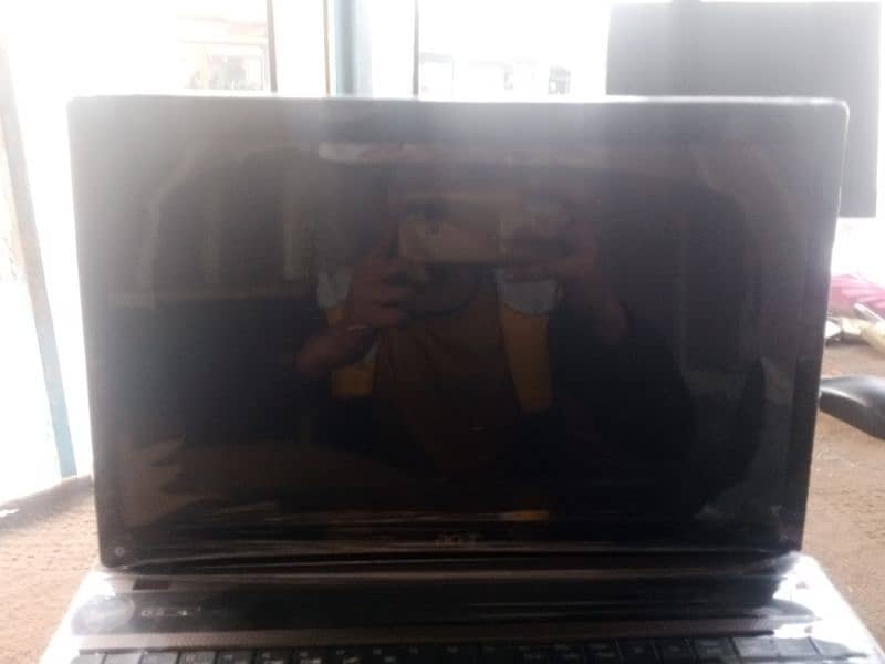 acer laptop core i3.1st
