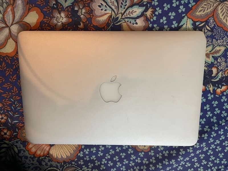 Mac Book Air 2011 11 Inch