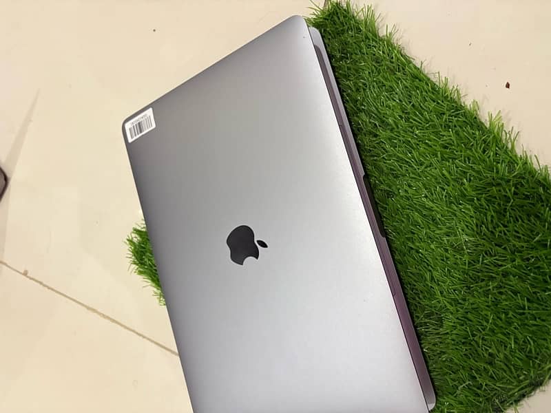 Apple MacBook Pro 2019 13”inch 16/512 Core i7