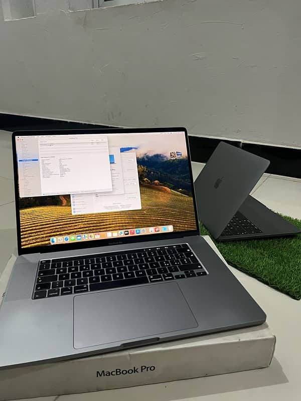 Apple MacBook Pro 2019 16”inch 32/1TB SSD Core i9 8Cores