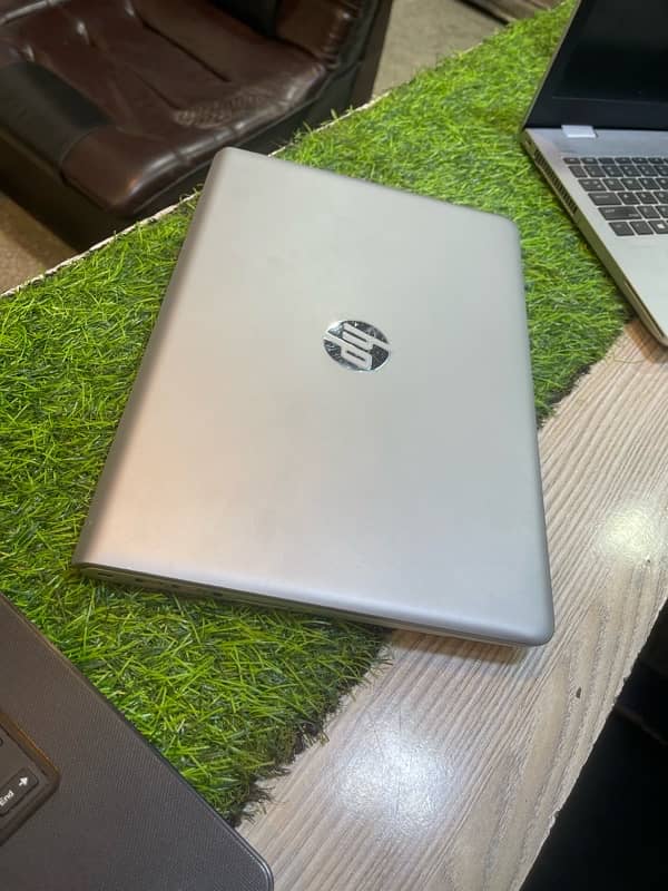 Hp Pavilion 14 Core i5 7th Generation 8Gb RAM with Ssd Drive