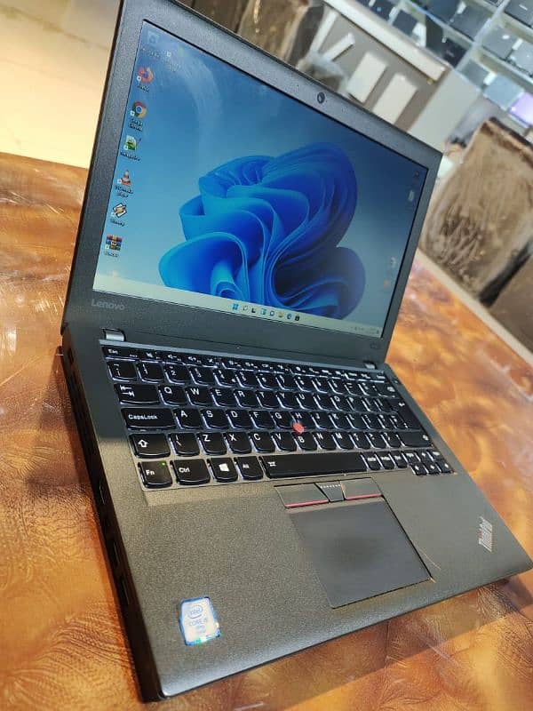 Lenovo laptop touch screen 10 by 10 condition