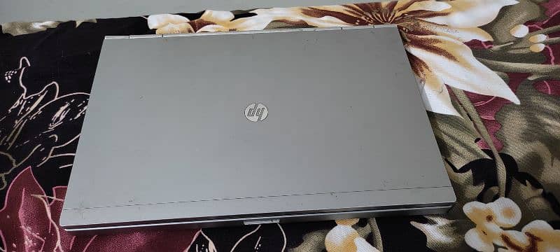 HP 8460 Core I 5 second generation