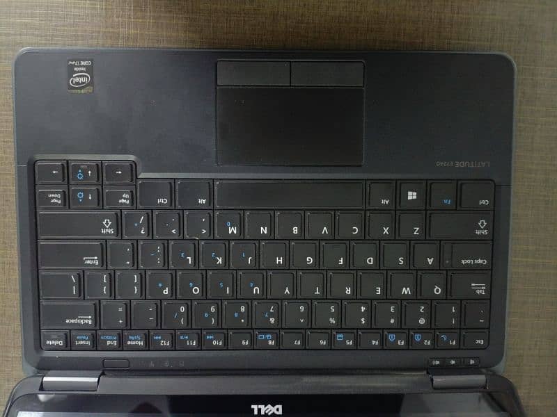 Dell Latitude E7240 – Used, Working Condition