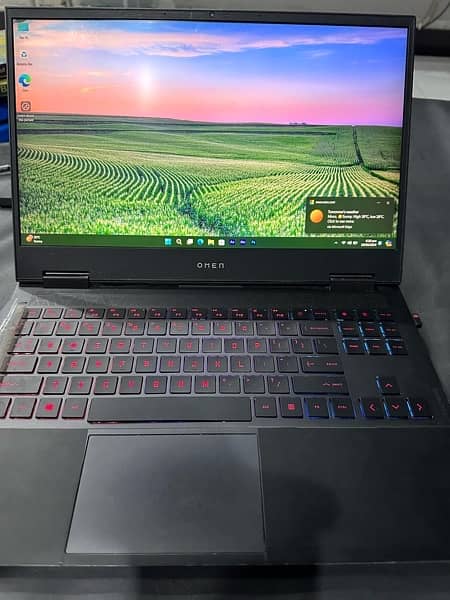 HP omen 15 Ryzen 7 4800h  32GB ram 1.5 TB ssd