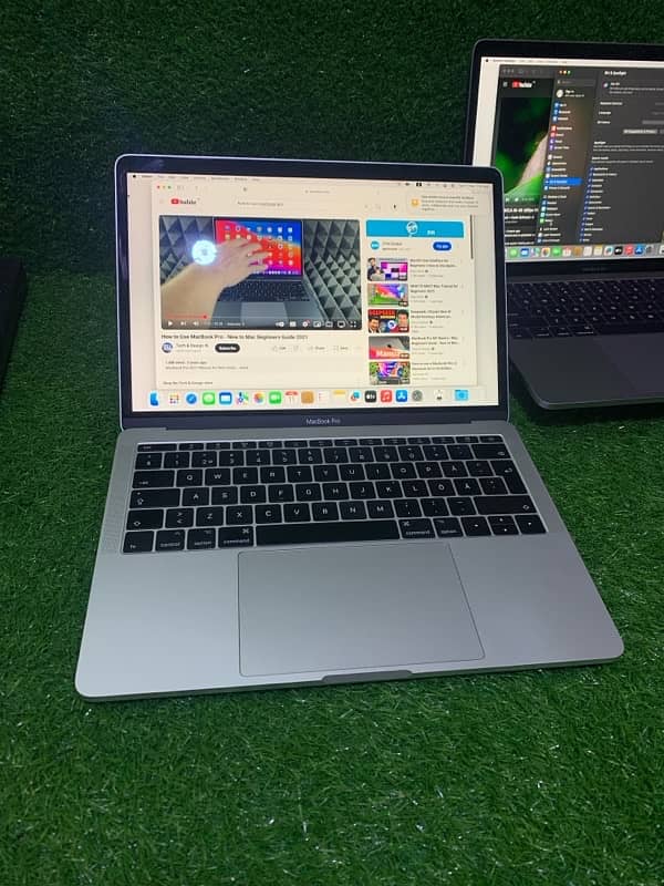 Macbook pro 2017 imported lush condition