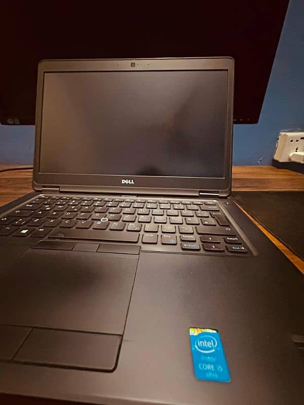 DELL LATITUDE e5450 LAPTOP