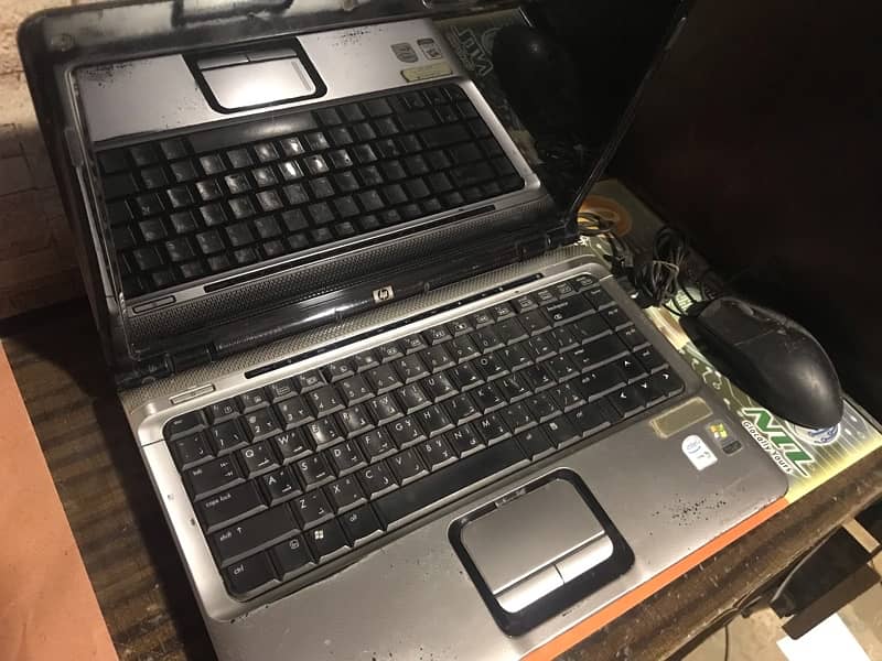 hp dv2000 laptop good condition