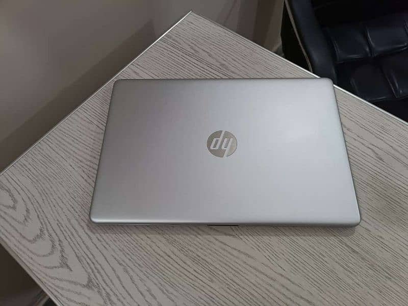 Hp 15s Amd Ryzen 5 5500u hexacore 15.6 inch 1080p Numpad Laptop