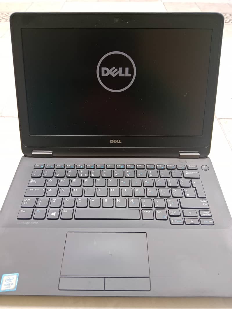 Dell laptop , LatitudecE7270 , Core i5 , 256 SSD  8GB RAM