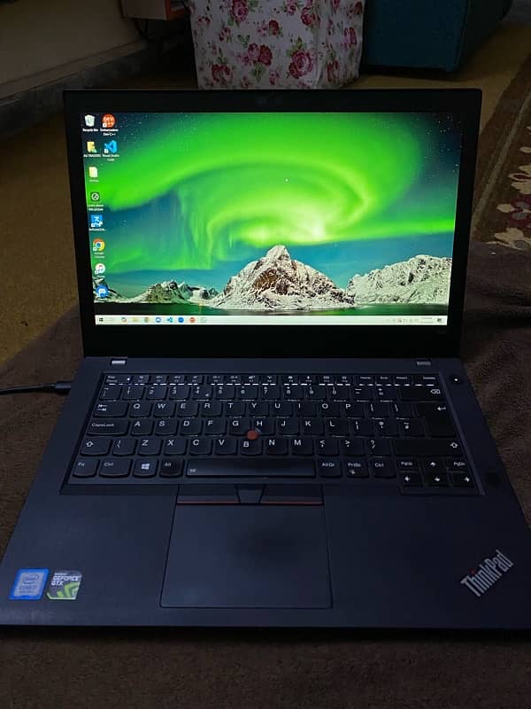 Lenovo Thinkpad i7 8th GENERATION!