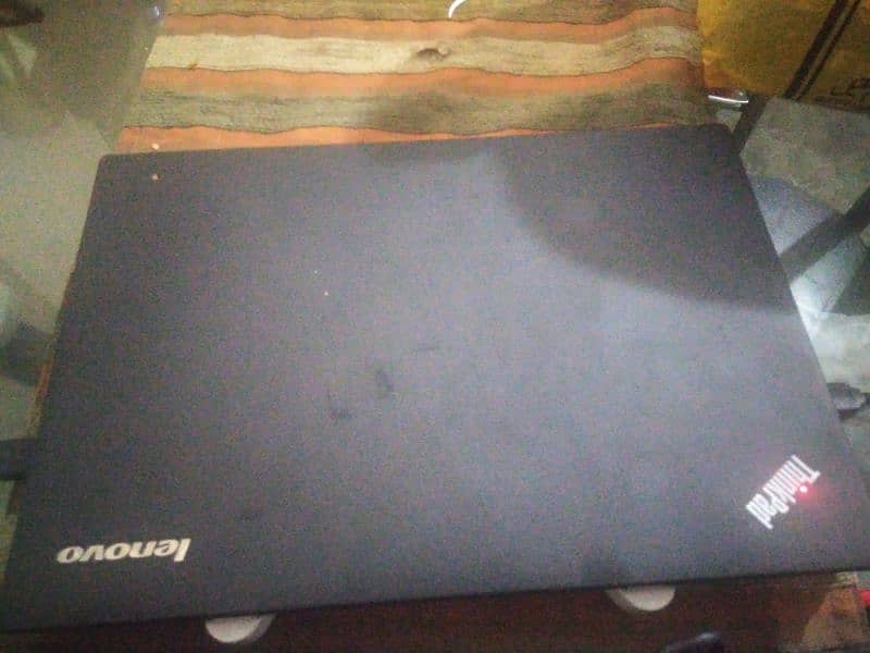 think pad x 250 core i 5 6 generation only key board  kharab ha
