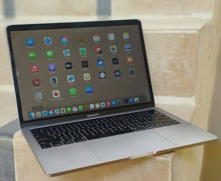 Apple MacBook Pro 2018 Core i7, 13 inch
