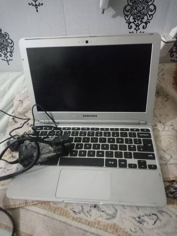 laptop for sell with charger