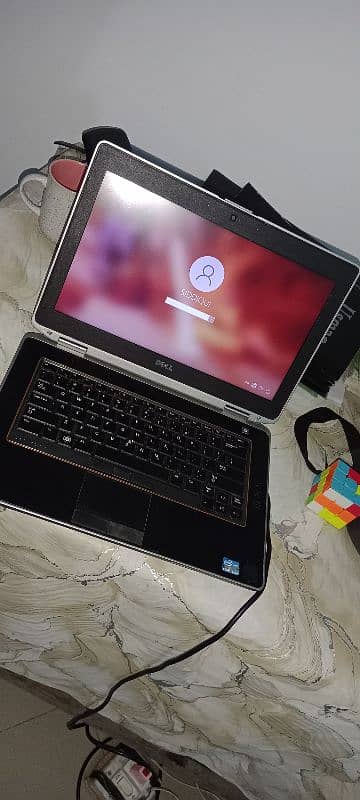Dell latitude E6420 4 256 with original charger