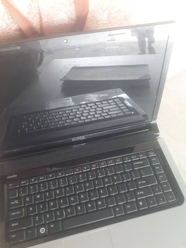 core 2 due laptop  2GB ram 120 hard