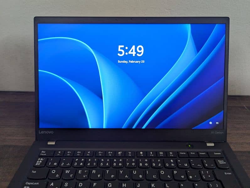 Lenovo ThinkPad X1 Carbon i7 7th gen 8gb Ram 256gb SSD