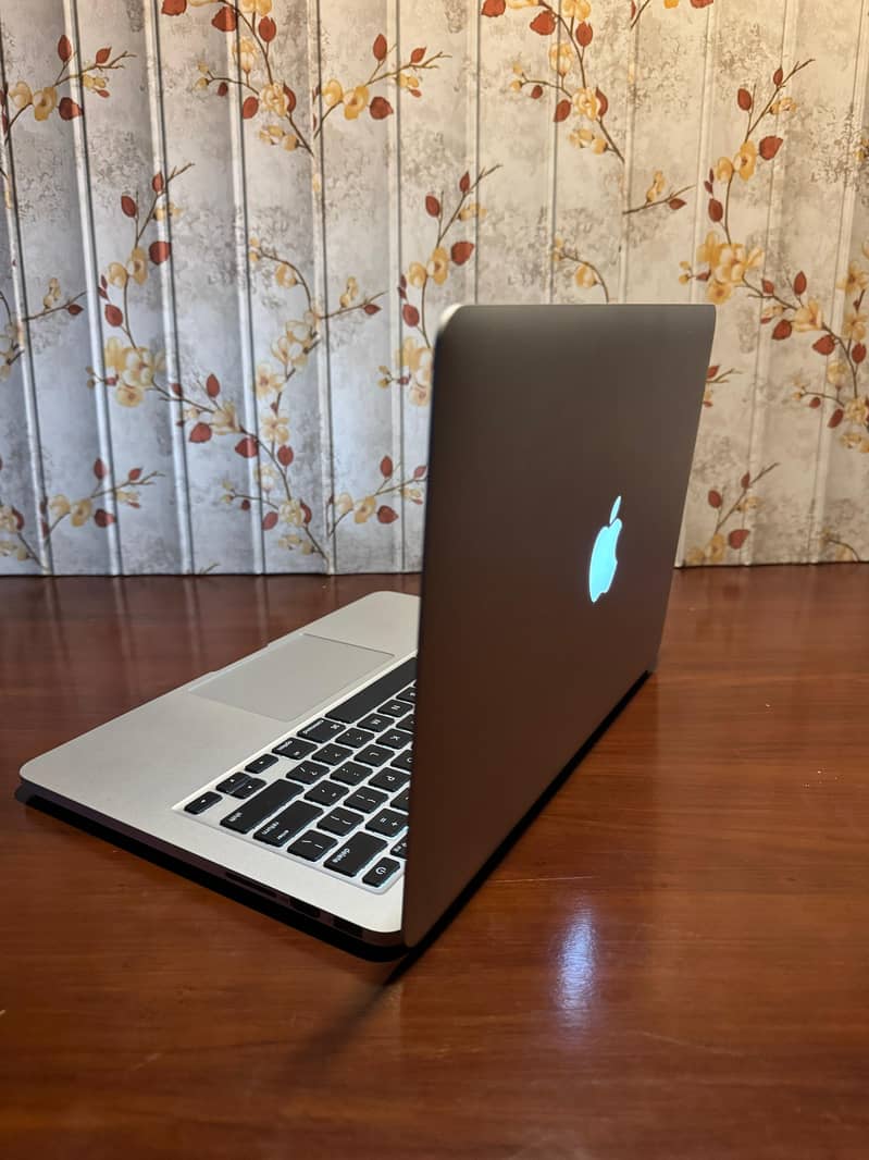 MacBook Pro 2015 Retina (03226682445)