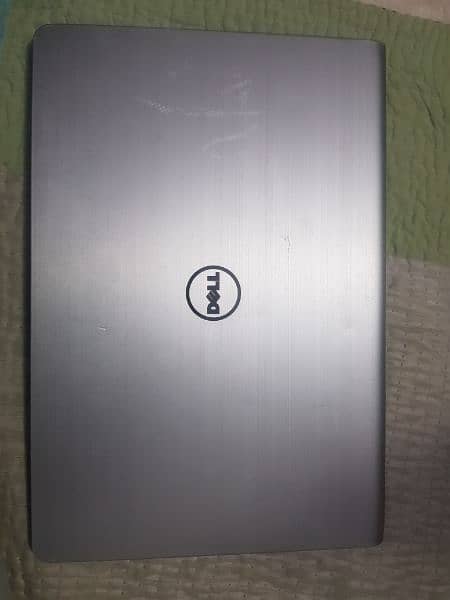 Dell inspiron i5 5th 8/1TB