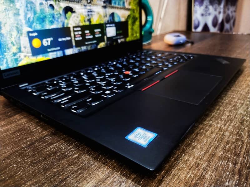 T490s i7 8th Gen Touch Screen (RAM 16 DDR4 / SSD 256 NVME)