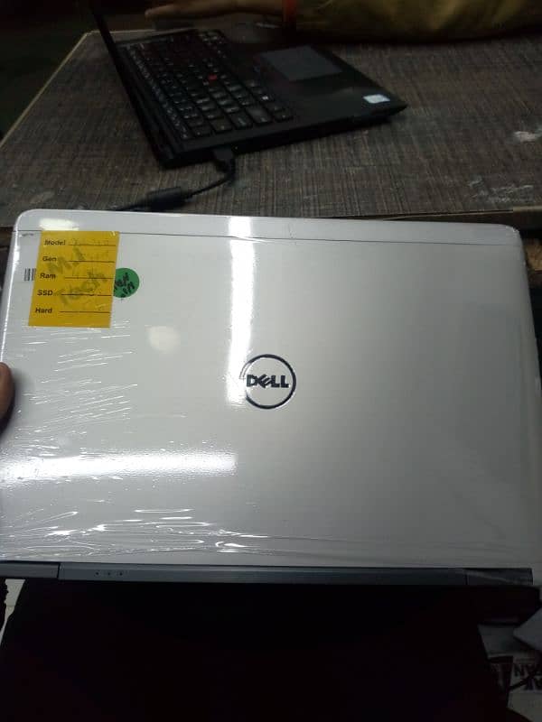DELL latitude e7240