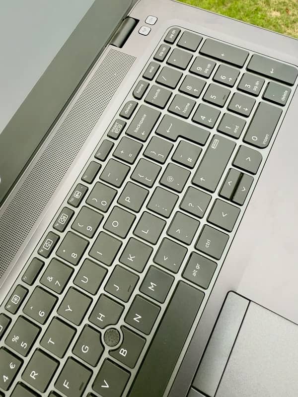 HP ZBook 15 i7 6th Workstation 4k Resolution 2 GB Dedicated Graphic