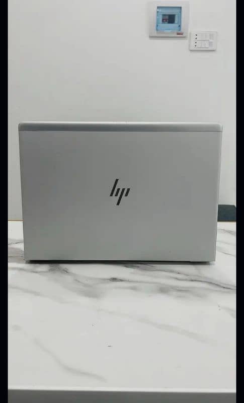 hp 8 generation laptop with touch screen