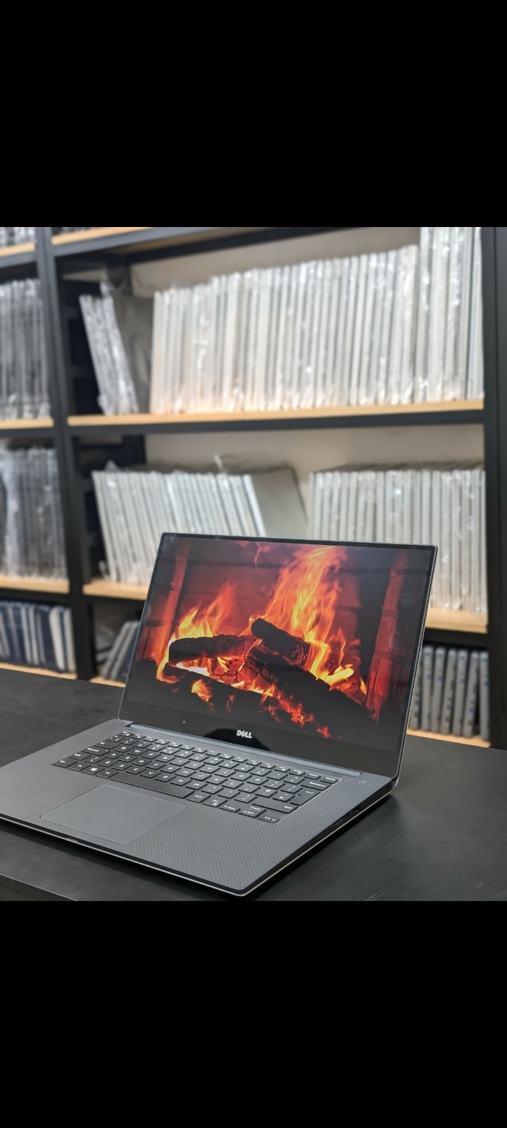 Dell XPS 15 9560 | Intel Core i7-7700HQ | 16GB Ram | 256GB M2 NVME SSD