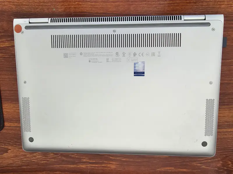 hp elitebook i5 7th generation touch screen 1030 G2