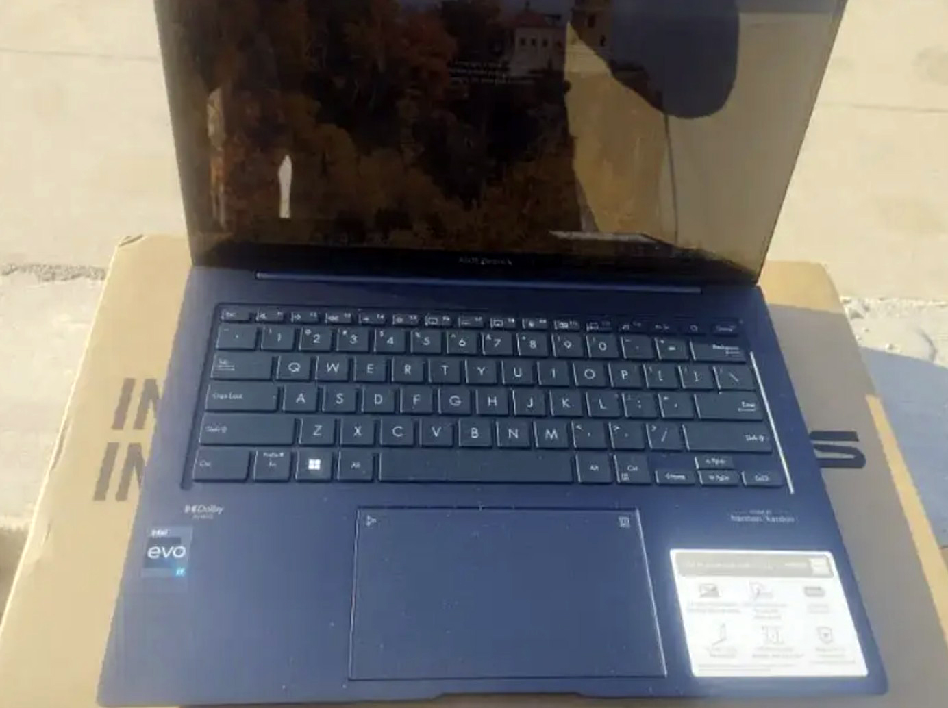 ASUS Zenbook 14-X (Q420) || Core i7 || 13th generation || 16-GB ||