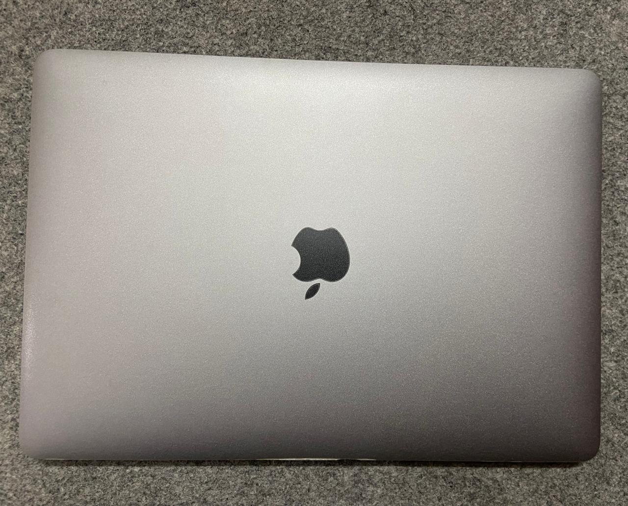 Macbook Pro M1 2020 (13-inch) – 8GB / 512 GB SSD