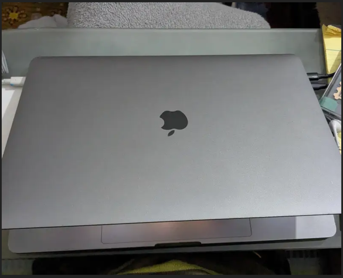 Macbook Pro i9 32 GB RAM 512GB | 2019 15"