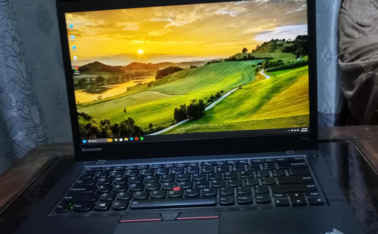 Lenovo ThinkPad T450s i7 5th Gen | 8GB RAM | SSD | Windows 11 Pro