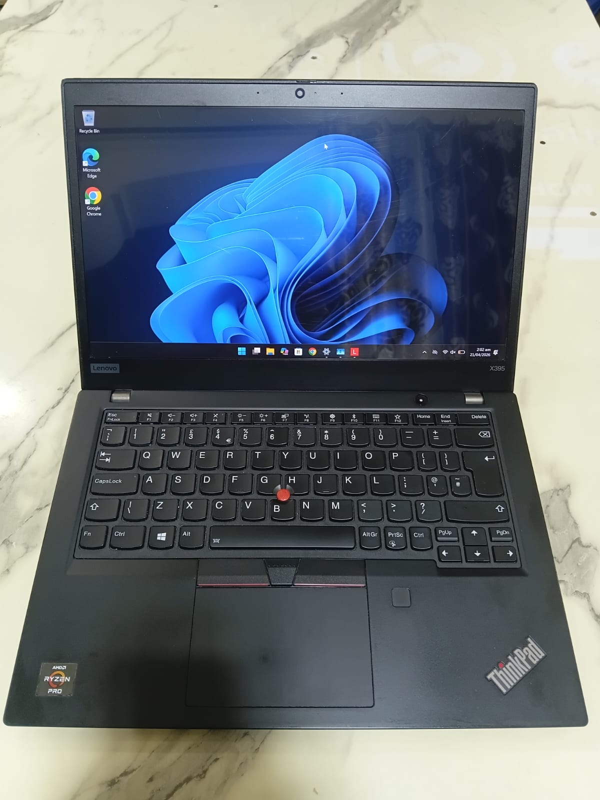 Lenovo X395 - Ryzen 5 Pro 3500u - 16GB RAM - 2GB Vega 8 Graphics - FHD Touch - 256GB Nvme SSD