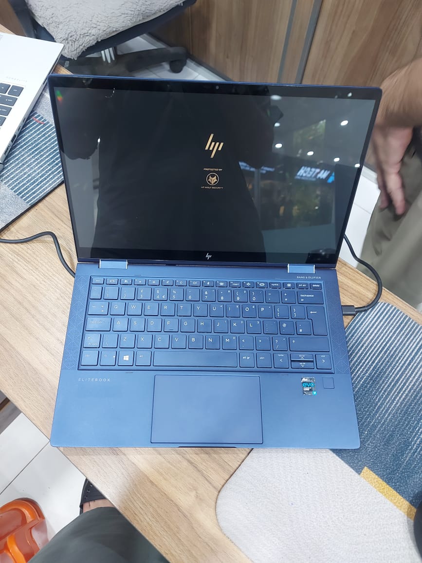HP EliteBook Dragonfly i7 11th Gen | 10/10